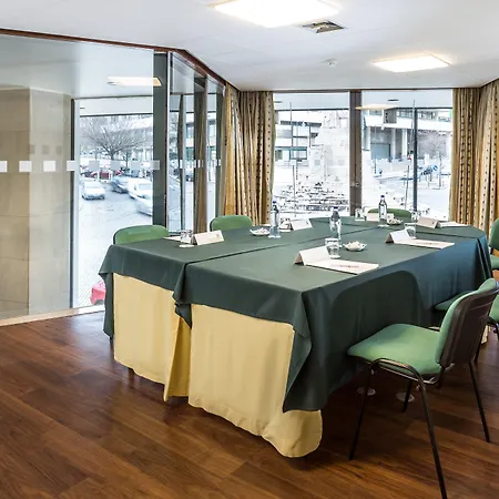 Hotel By Ihg 4*