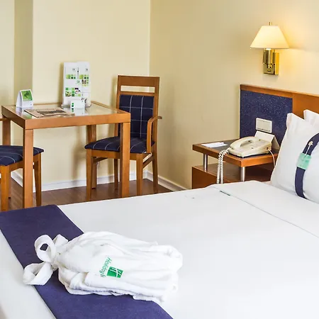 Hotel By Ihg 4*