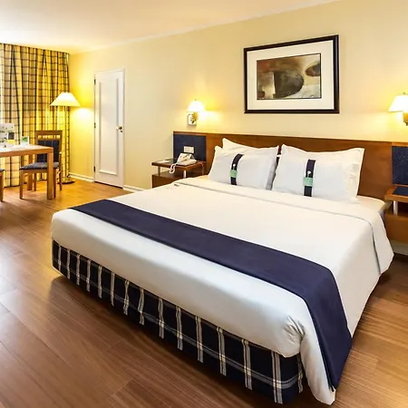 By Ihg Szálloda Lisboa
