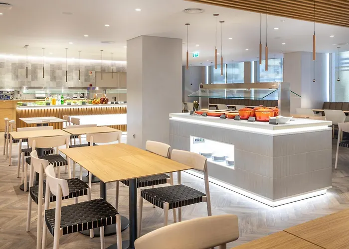 Hotel By Ihg 4*