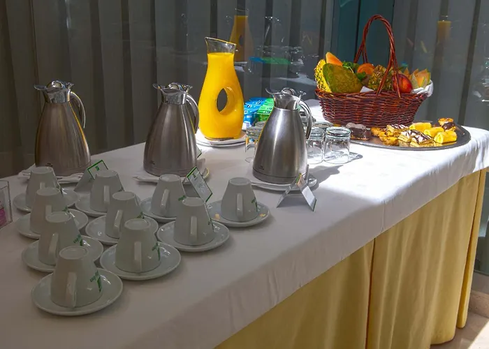 Hotel By Ihg