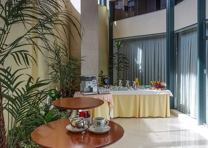 By Ihg Hotel